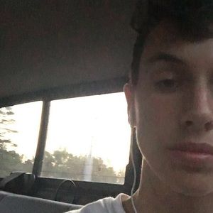 Meet your Posher, Logan